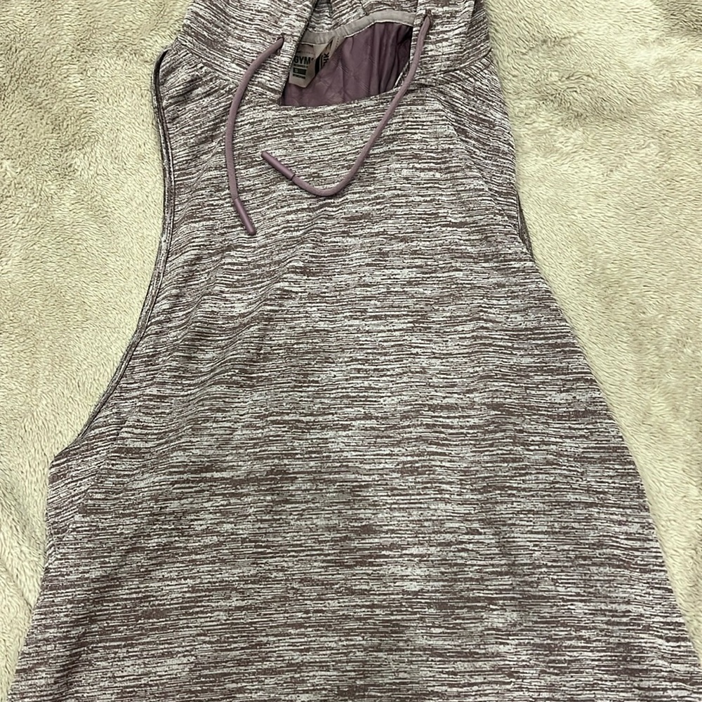 Purple hooded gym shark tank